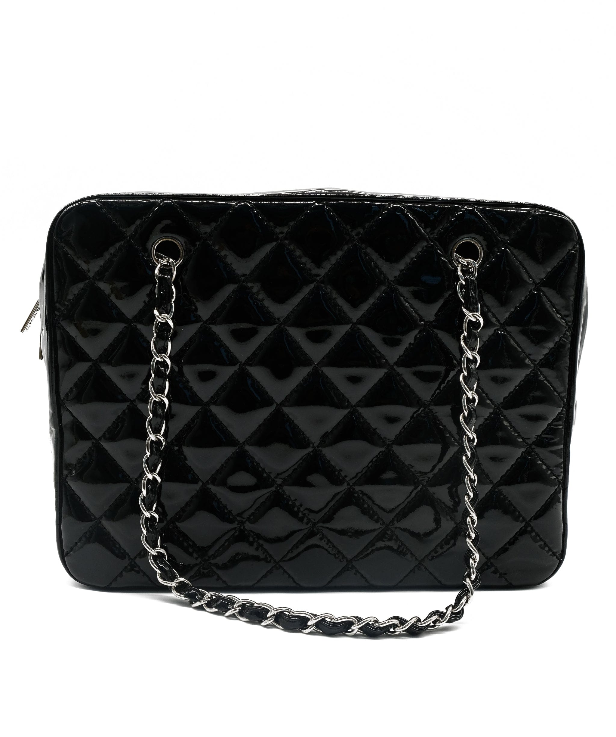 Chanel Chanel Patent Shoulder Bag RJC2168