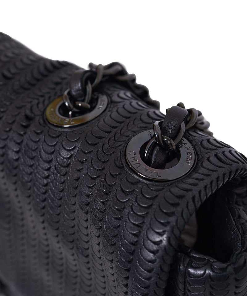 Chanel Chanel perforated flap back with black hardware - ASL1227