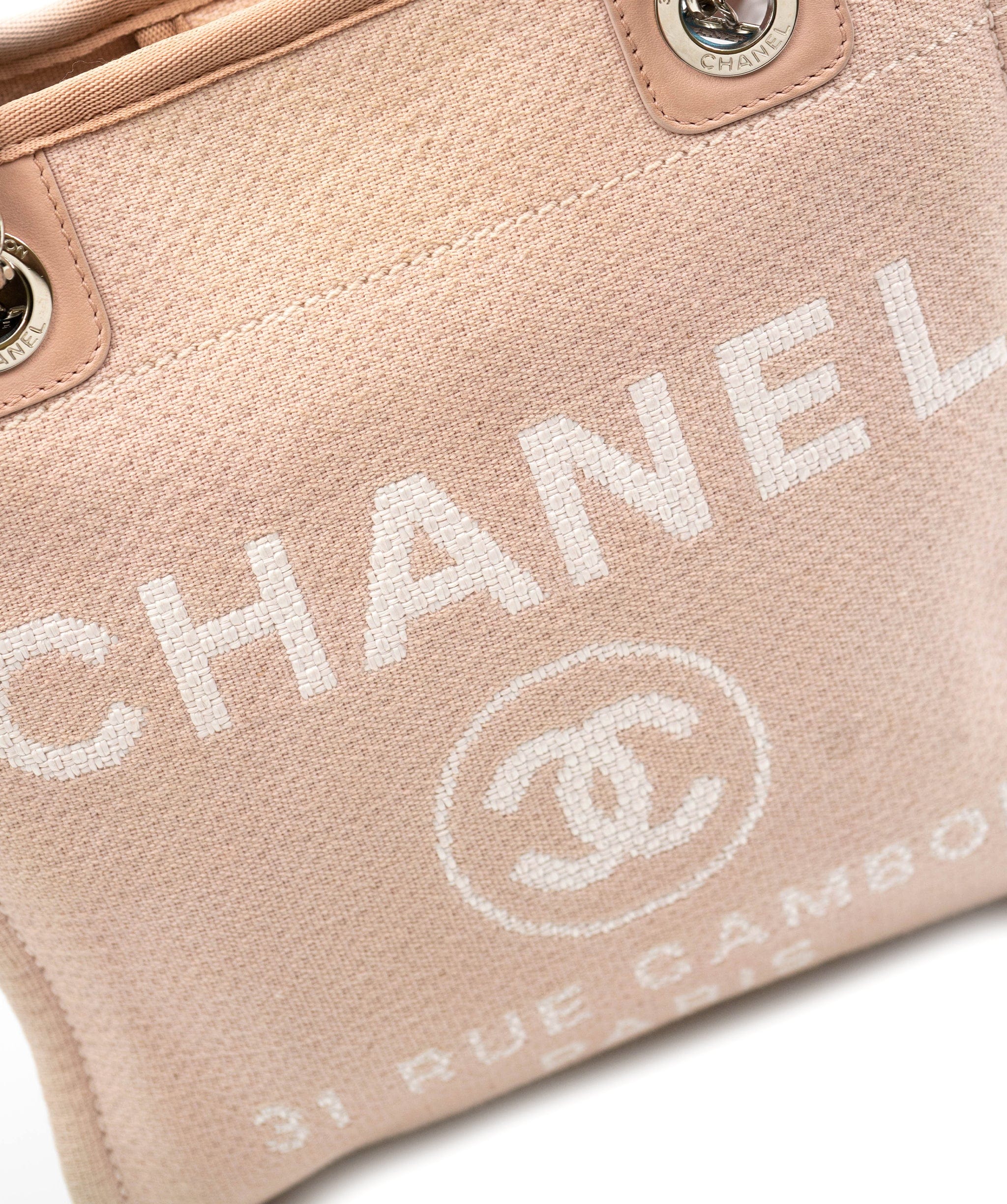 Chanel Chanel Pink Canvas Rue Cambon Tote Bag  - AGL2096