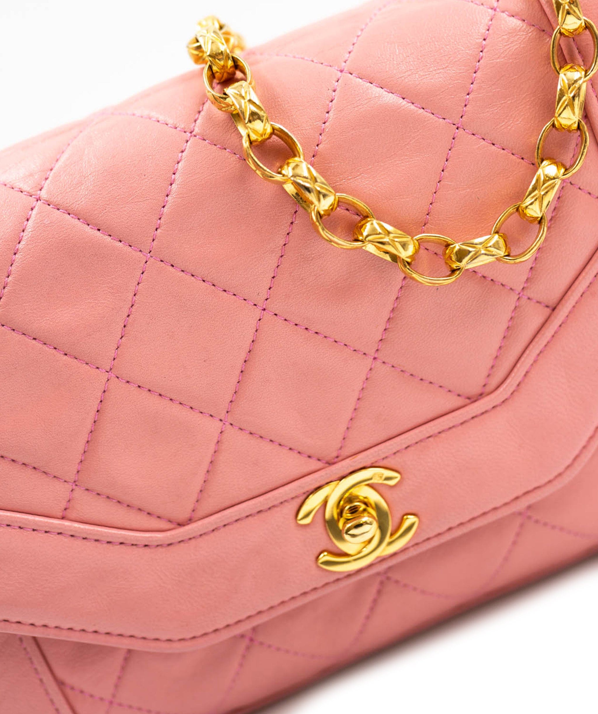 Chanel Chanel Pink Diana Flap Bag - AWL3634