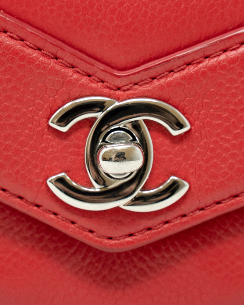 Chanel Chanel Red Caviar Chevron Envelope Flap Bag PHW  - AGL1706