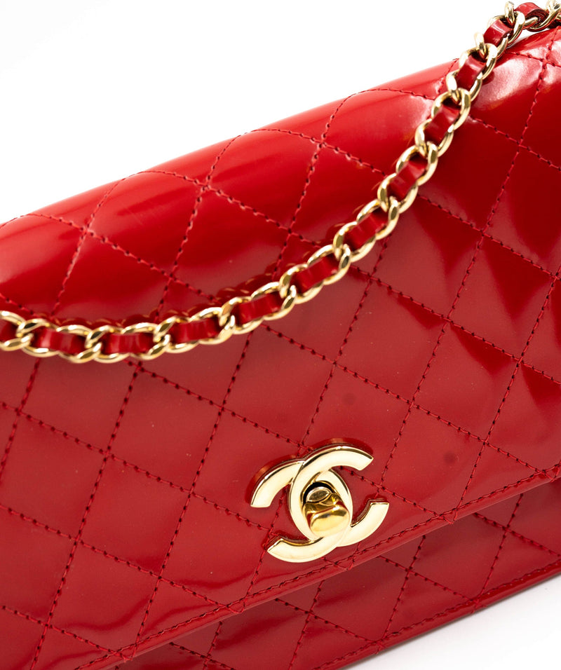 Chanel Red patent bag AGC1336 – LuxuryPromise
