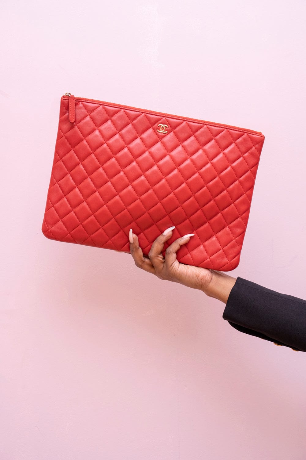 Chanel Chanel Red Quilted O Case Clutch - ARL1018