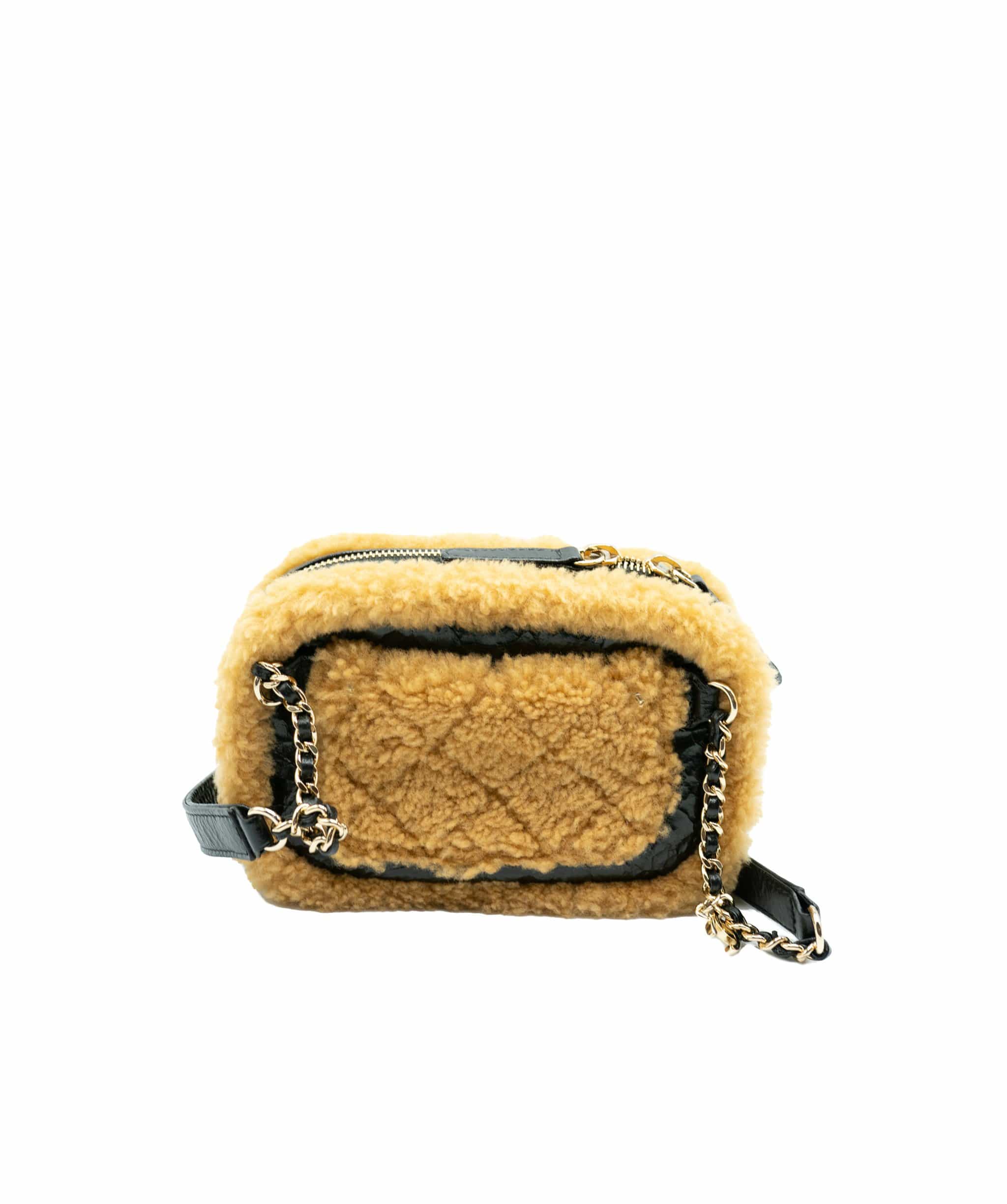 Chanel Chanel sherling waist bag small ASC1011