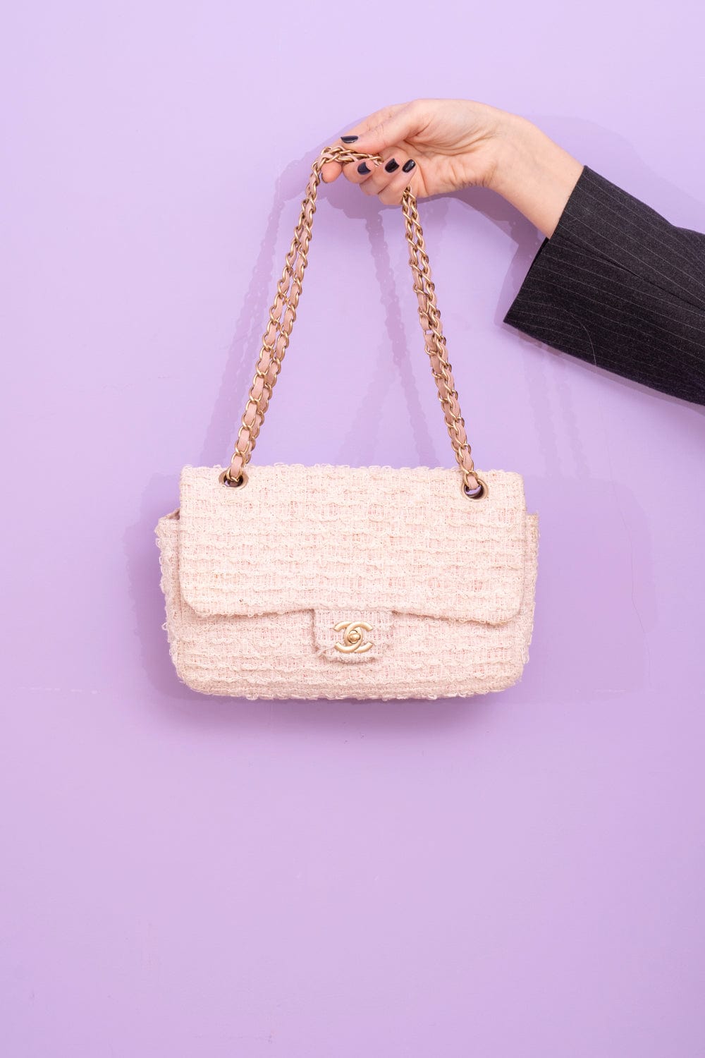 Chanel Pink & White Tweed Shoulder Bag with Brushed Gold Hardware., Lot  #56253