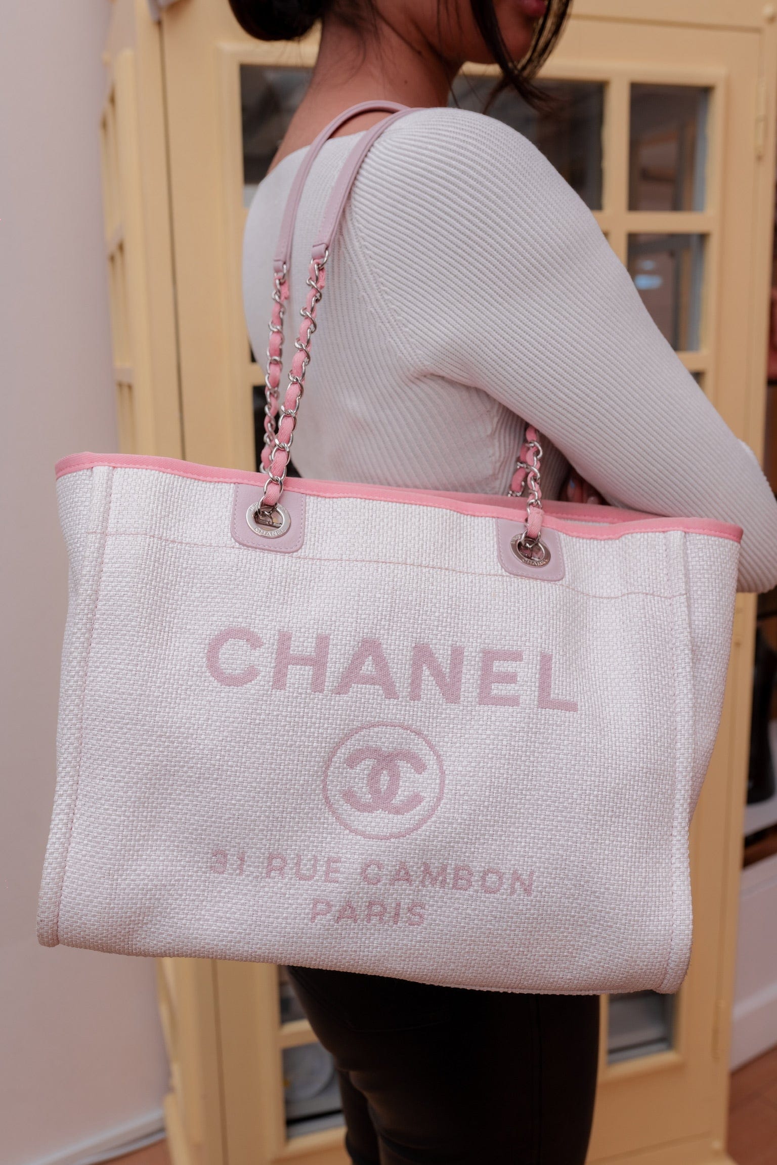 Chanel Chanel Small Deauville Pink Handbag RJL1341
