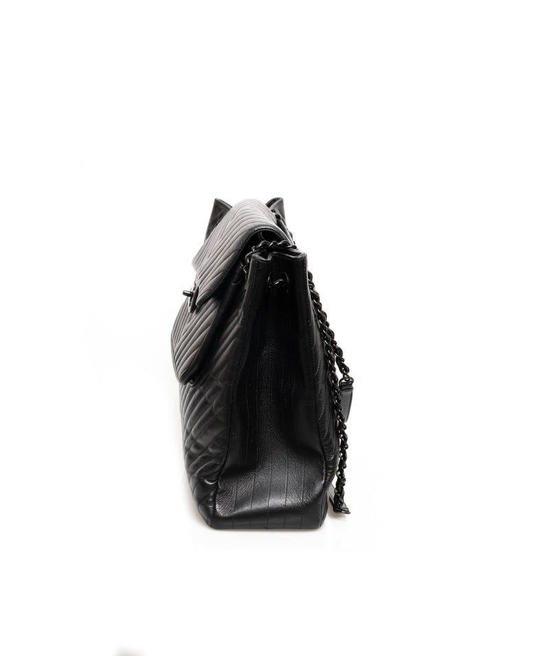 Chanel 15s So Black Lambskin Chevron Medium Classic Double Flap Bag | Dearluxe