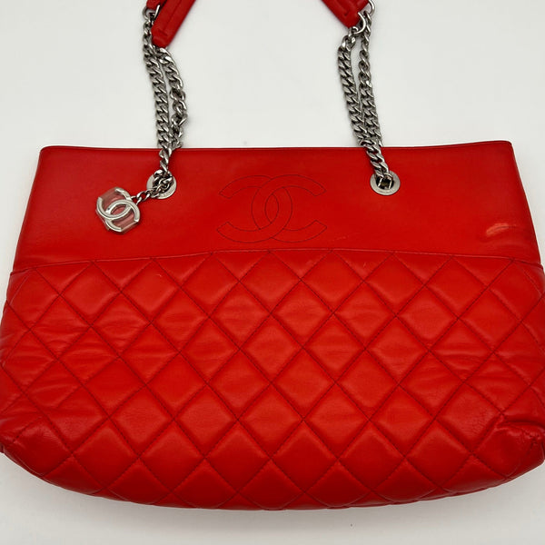 Chanel Urban Delight Chain Tote Quilted Lambskin PXL1121