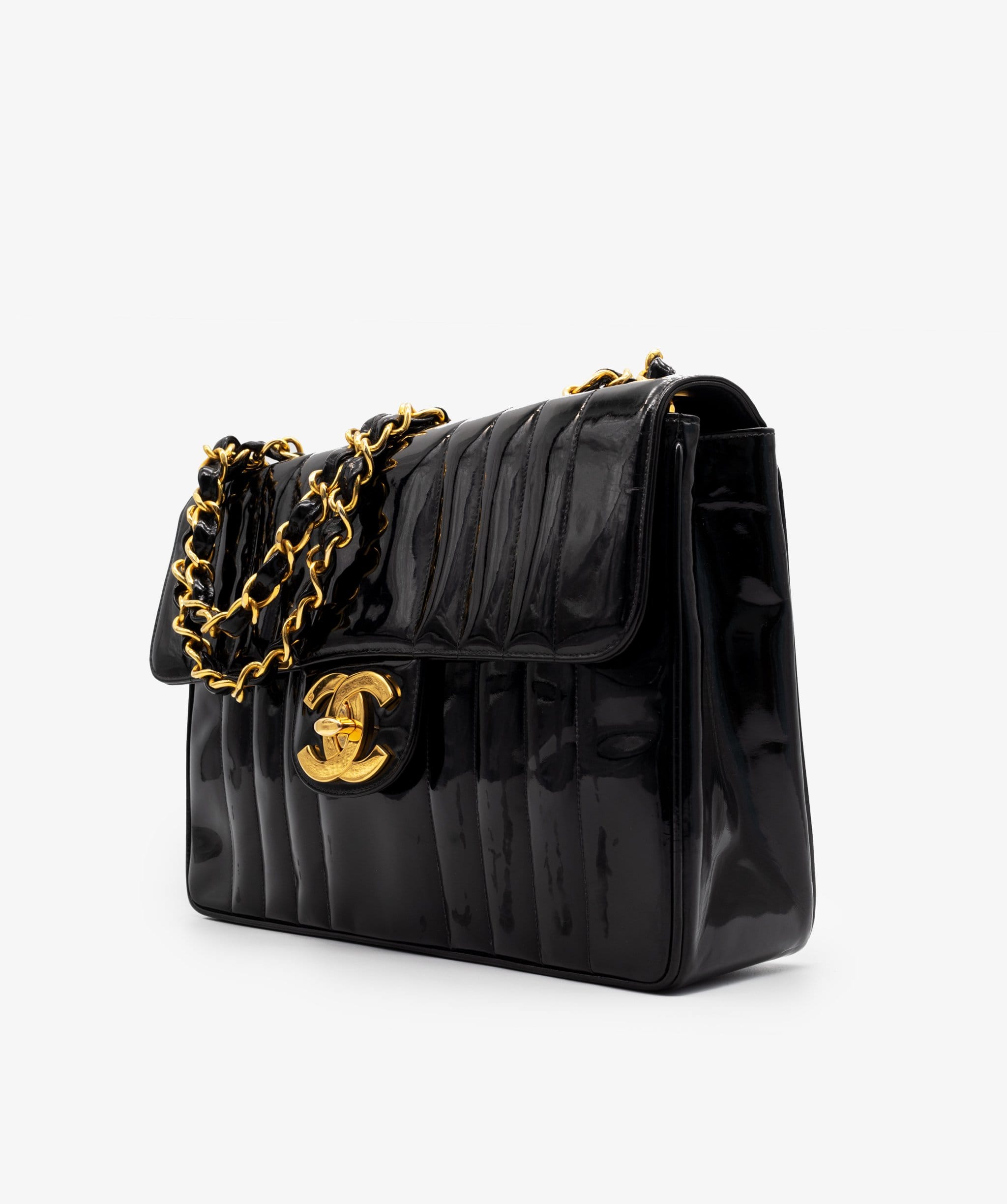 Chanel Chanel Vertical Stitch Patent Flap Bag - AWL1532