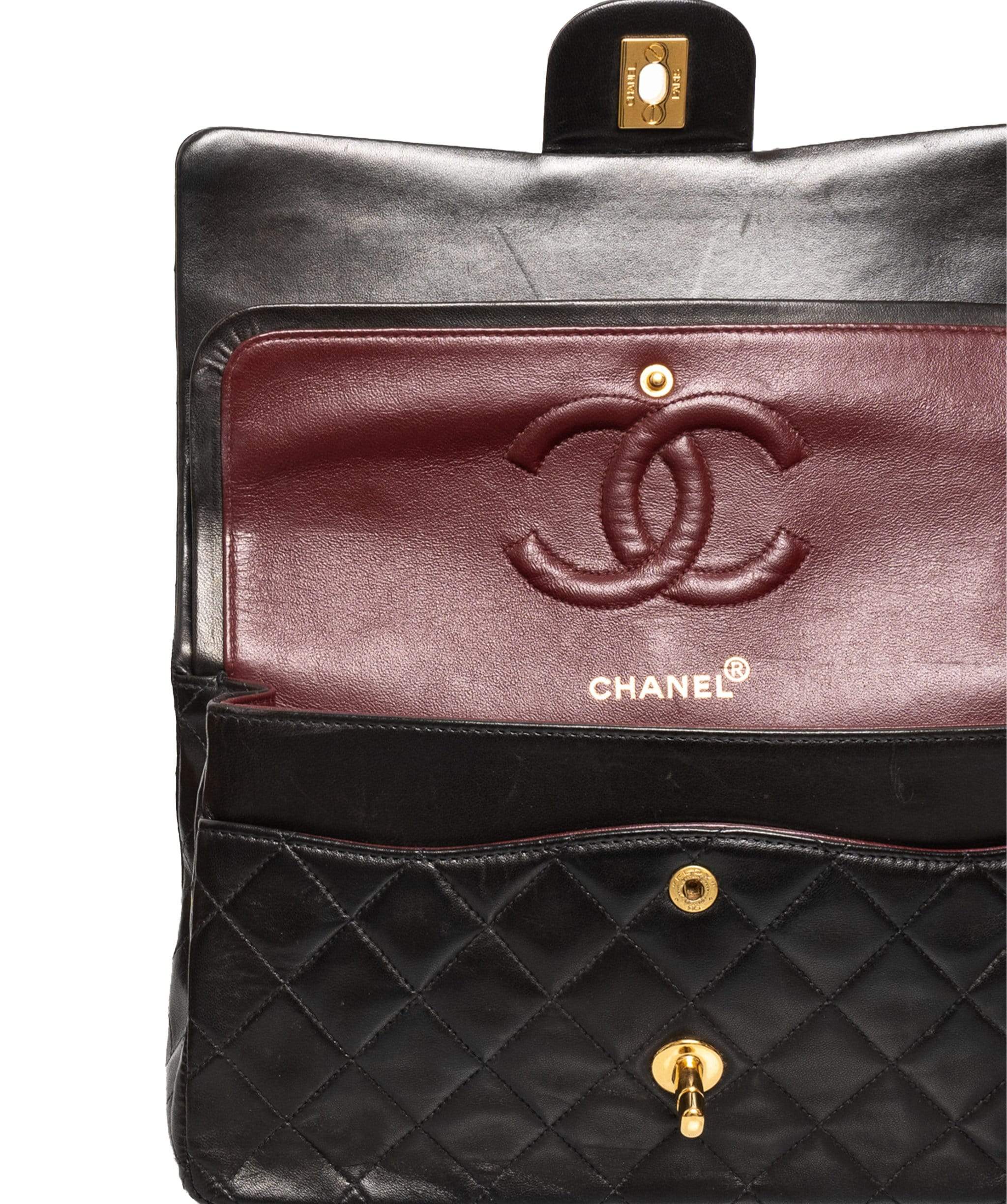 Chanel Chanel Vintage 10" Medium Double Flap - AWL1617