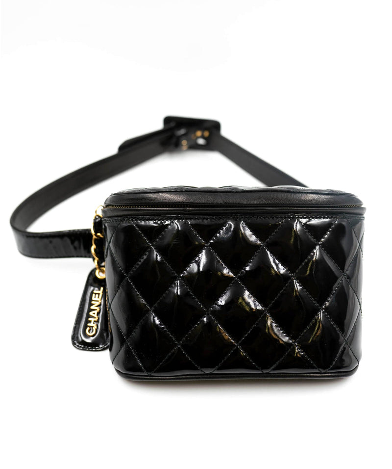 Chanel Chain Belt Bag - 42 For Sale on 1stDibs