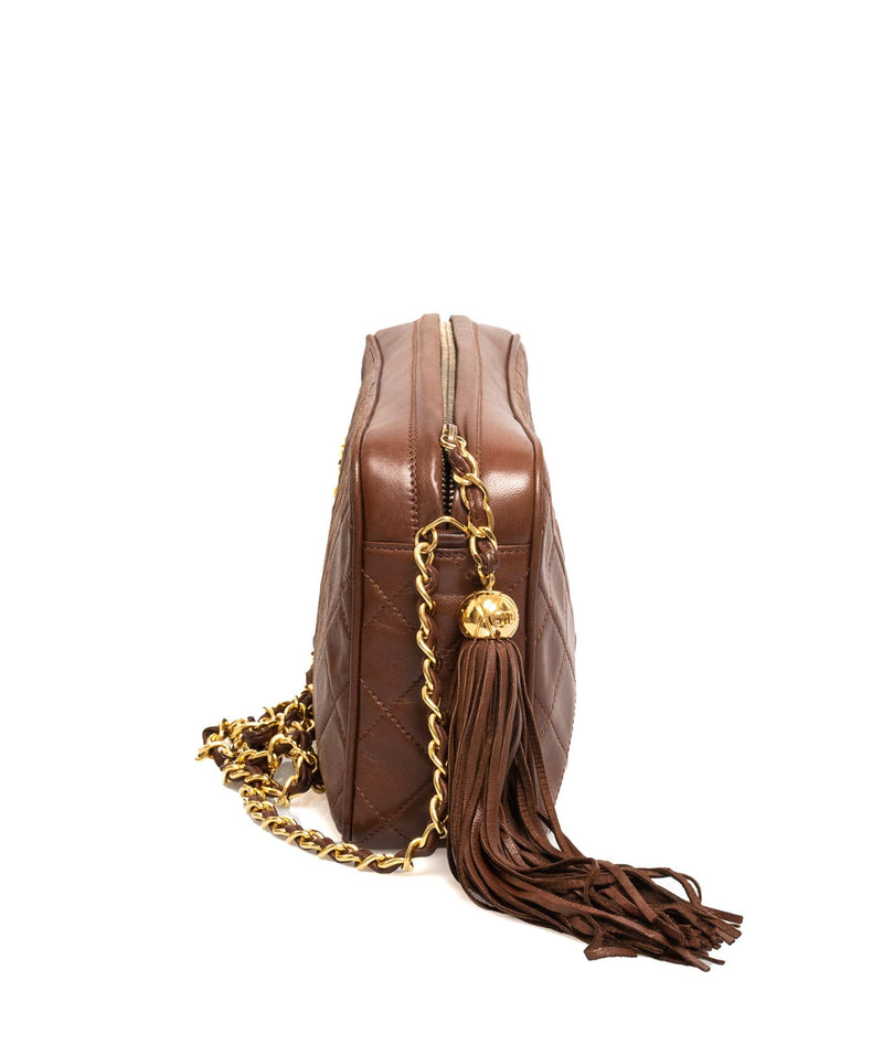 Chanel Vintage Brown Tassel Camera Bag - AWL1615 – LuxuryPromise