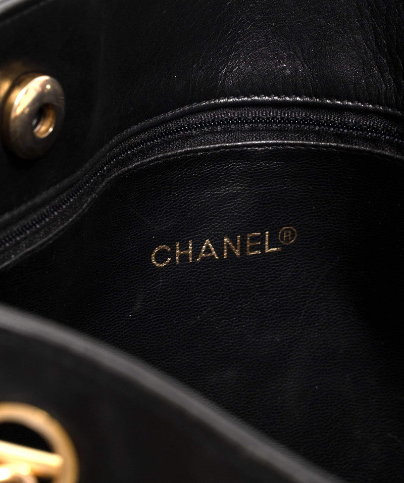 Chanel Chanel Vintage Calfskin Medium Size Tote Bag - AWL1609
