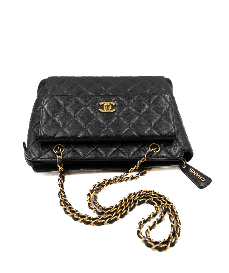 Chanel Vintage Caviar front pocket shoulder bag AGL2316