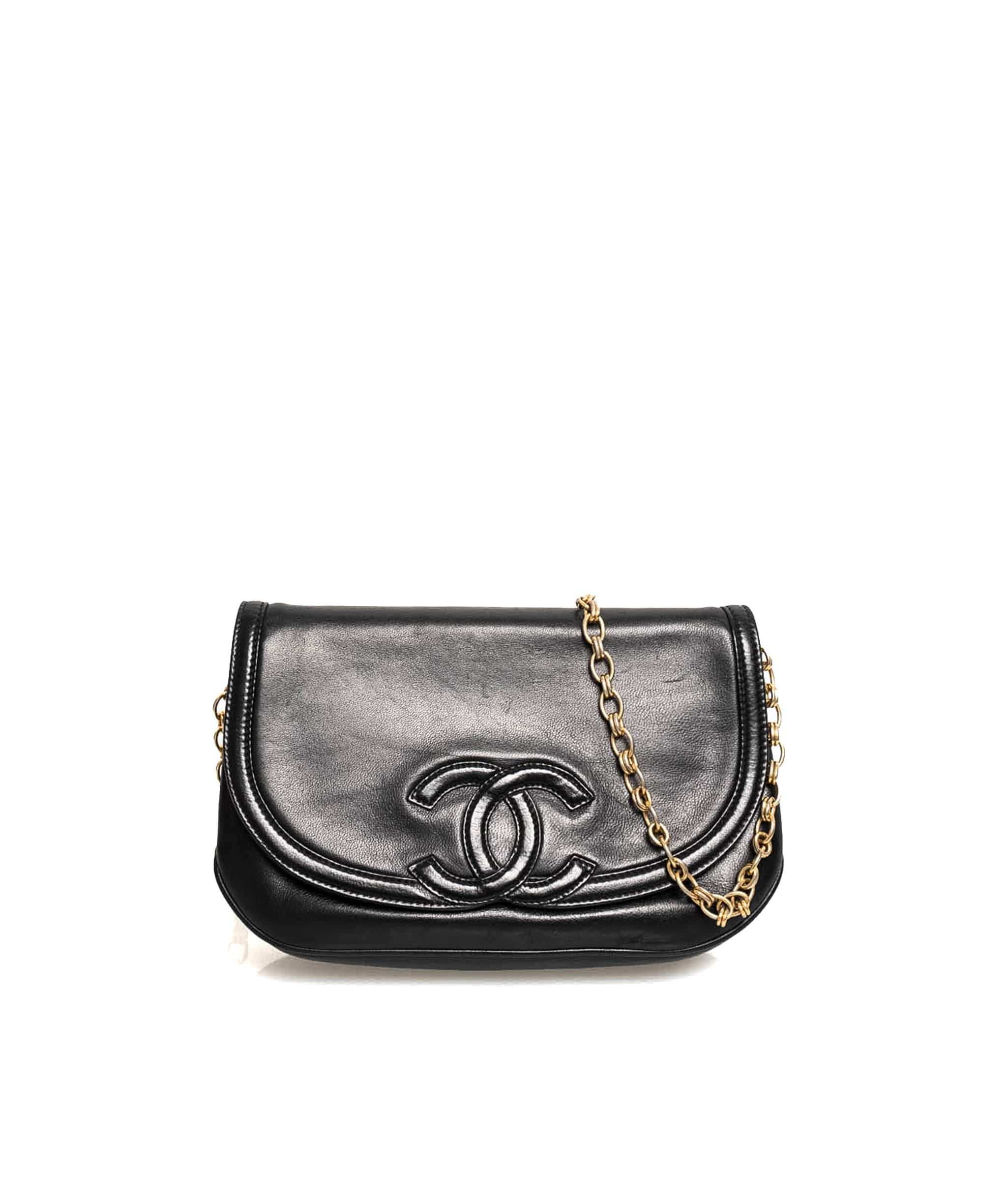 Chanel Chanel Vintage CC Logo Single Flap Crossbody Bag - AWL1979
