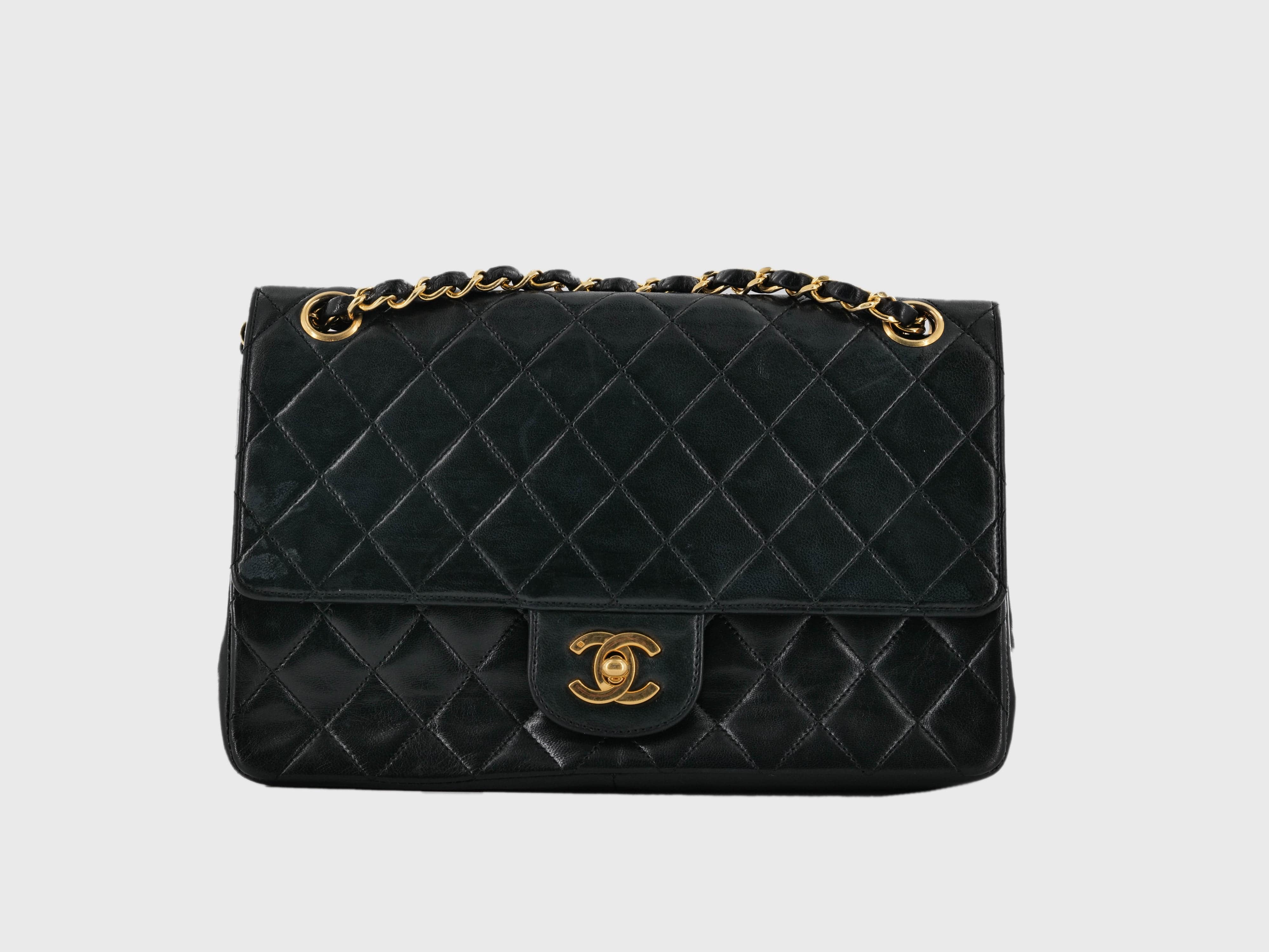 Chanel Vintage Classic Flap bag with GWH - AWC1271 – LuxuryPromise