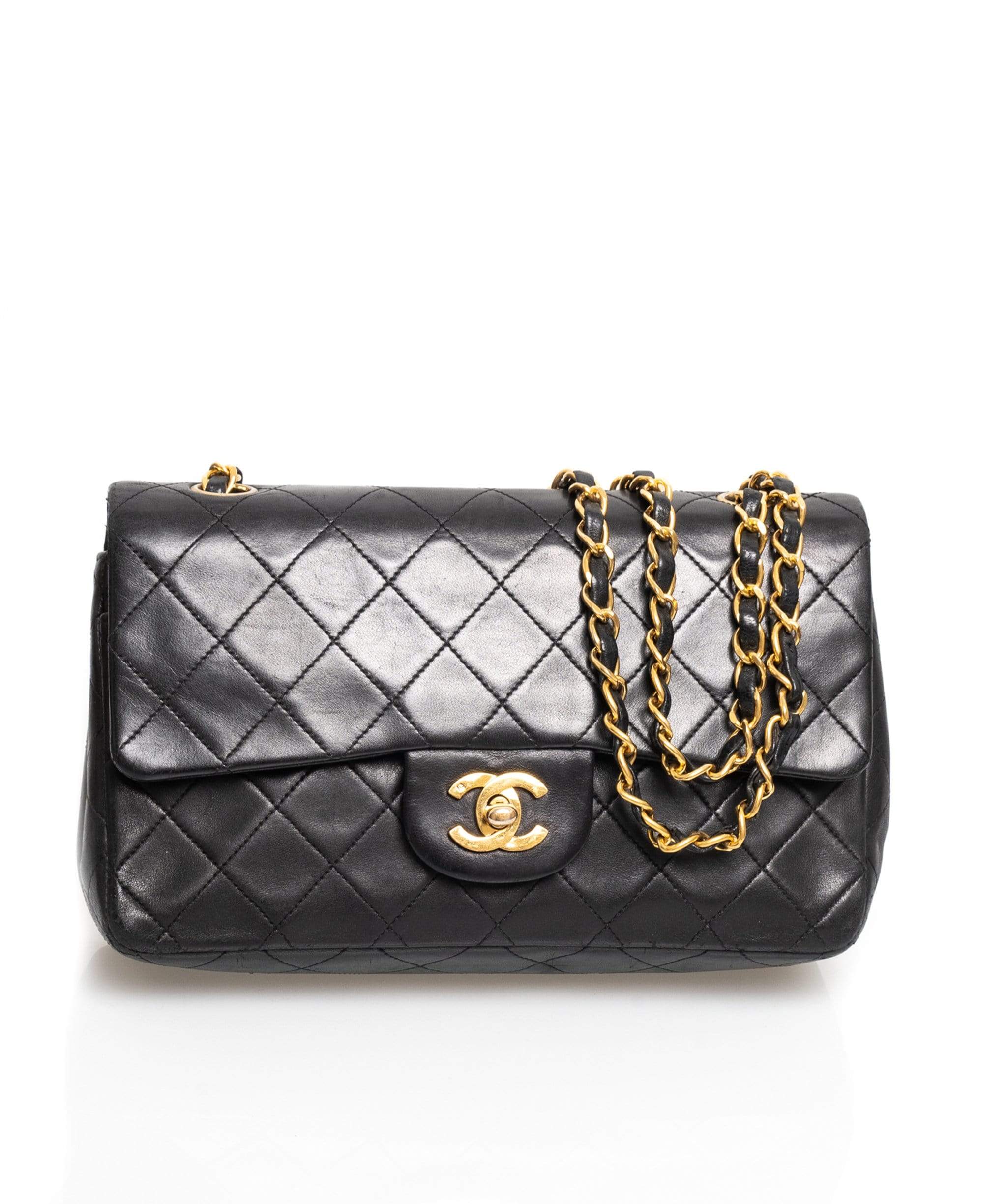 Chanel Chanel Vintage Classic Flap Small 9" Bag MW2606