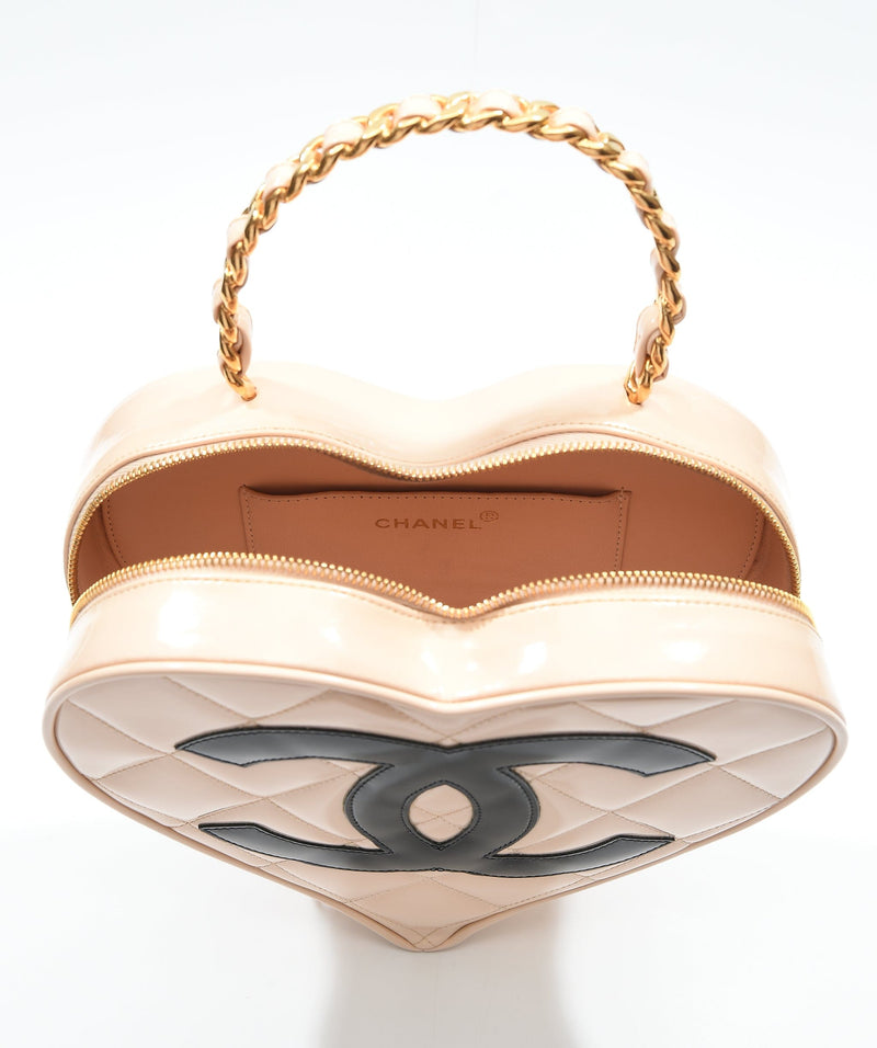 Chanel Vintage Heart Vanity Bag Beige Patent SKC1006 – LuxuryPromise