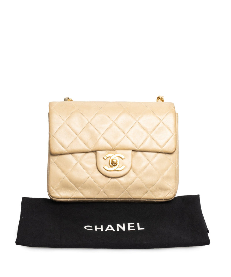 Chanel Chanel Vintage Mini 7" Beige Lambskin Classic Flap Bag - ASL1460