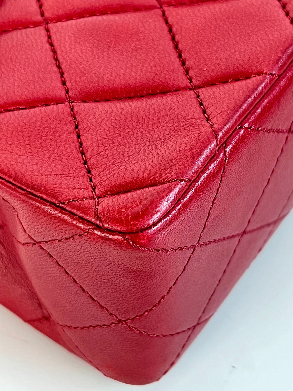 Chanel Red Crocodile Vintage CC Classic Mini Square Bag – The Closet