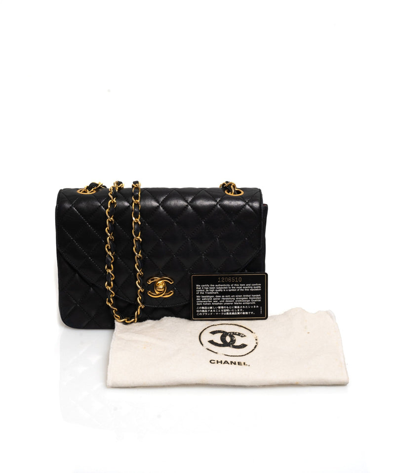 Chanel Chanel Vintage Oval Black Lambskin Classic Style Flap Bag - AWL1599