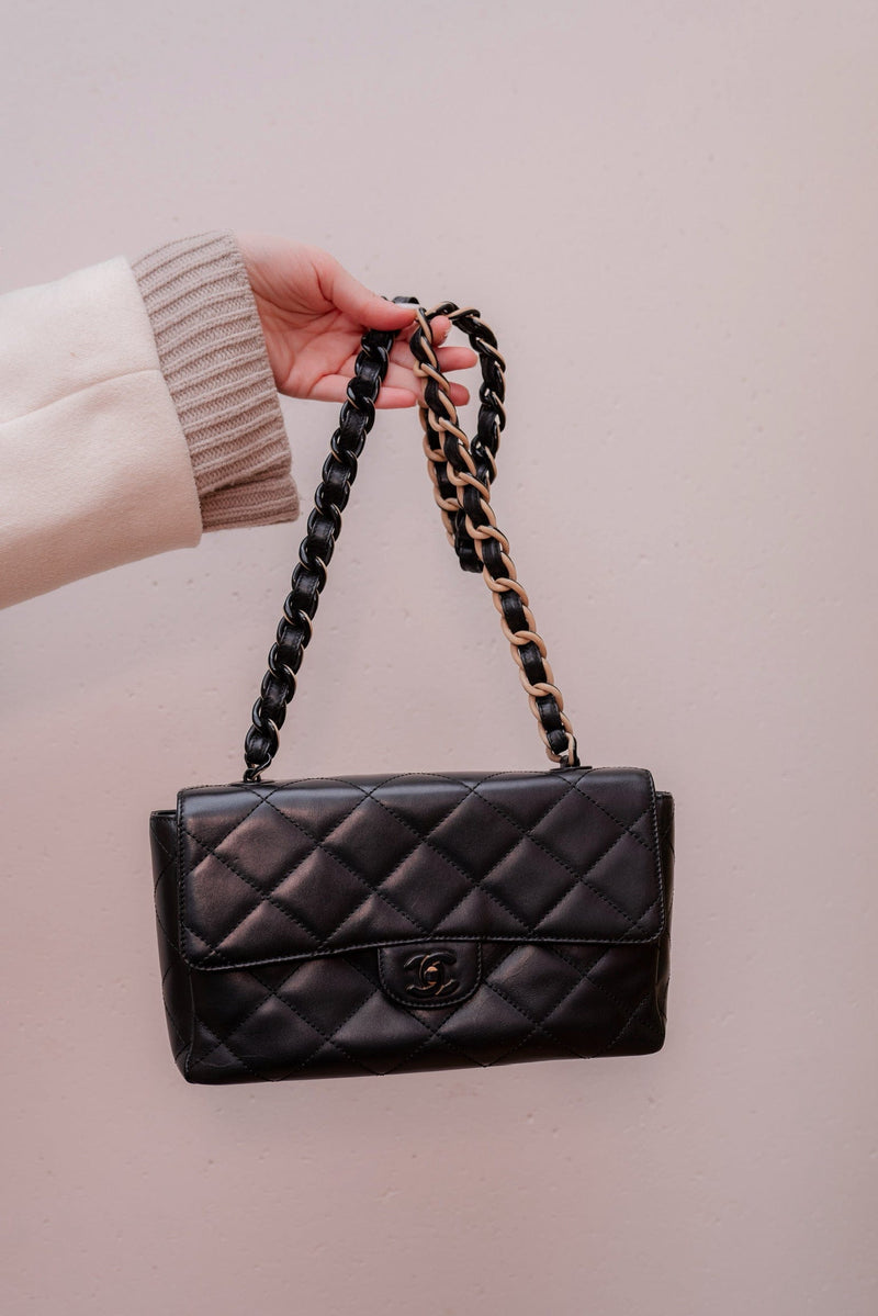 Chanel Chanel Vintage So Black Tortieshell Chain Flap Bag AWL2175
