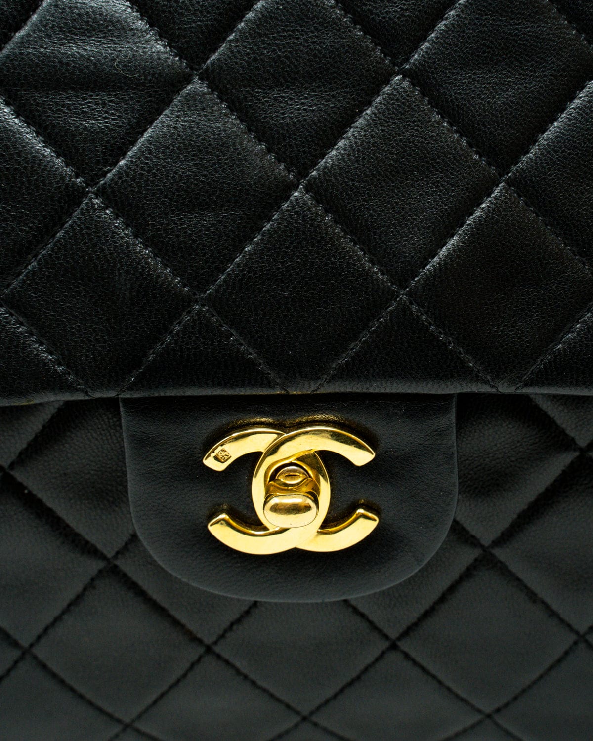Chanel Chanel Vintage Tall Classic Double Flap - AWL3136