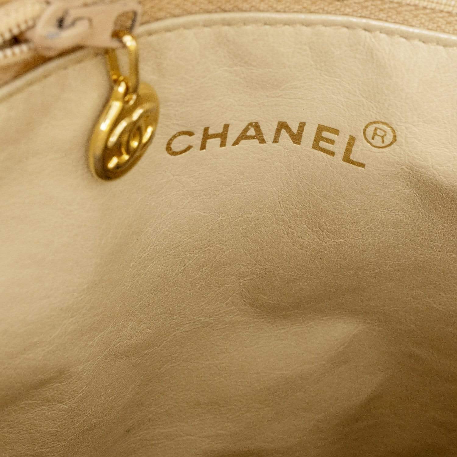 Chanel Chanel Vintage Tall Jumbo CC Shoulder Caviar Skin Bag MW2603