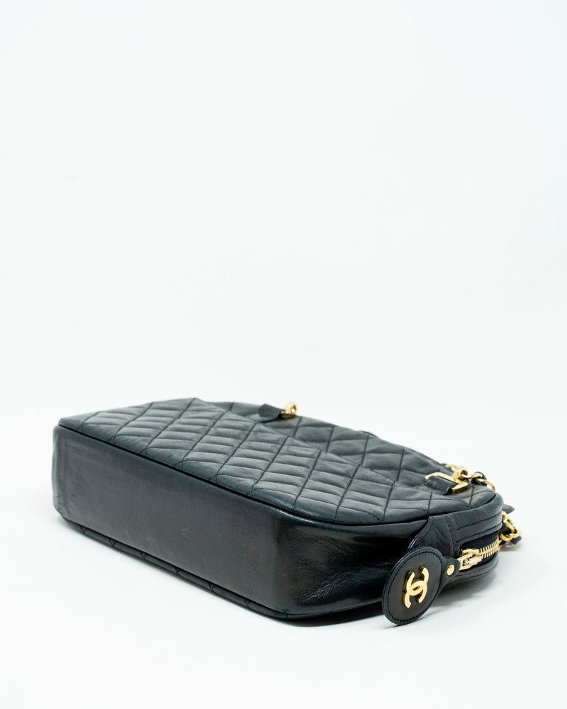 Chanel Chanel Vintage with matching purse - AWL3434