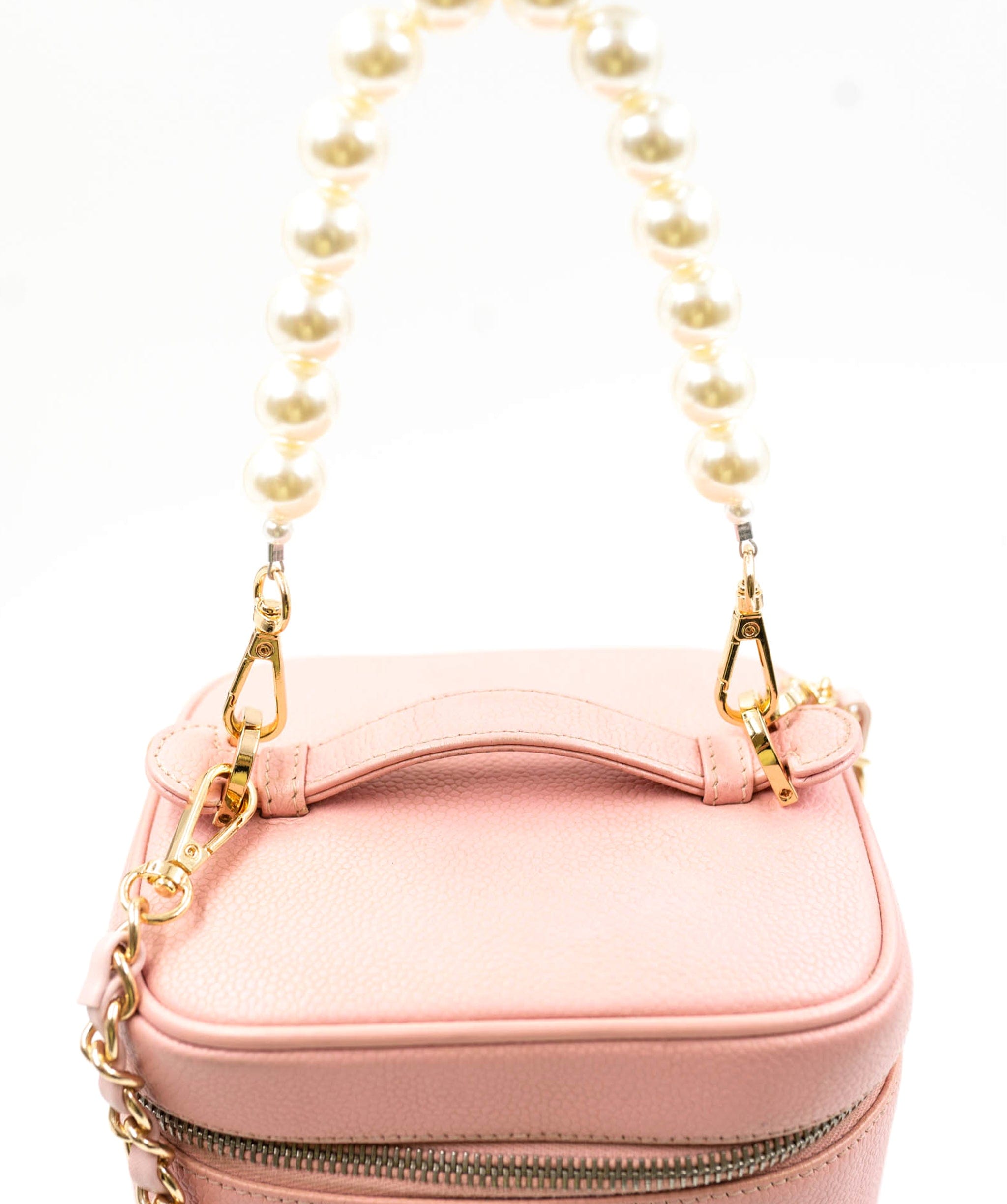 Chanel Chanel VTG Pink Vanity Case In GHW SYL1047