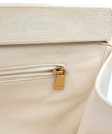 Chanel Chanel white caviar and wood detail GHW magnetic bag, series 8085224,
w authenticity card AGC1212
