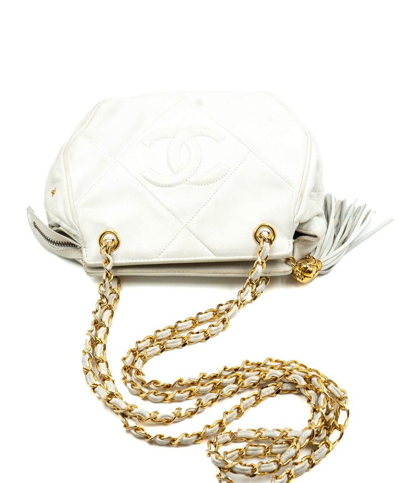 Chanel White CC Double Chain Shoulder Bag AWL4103 LuxuryPromise