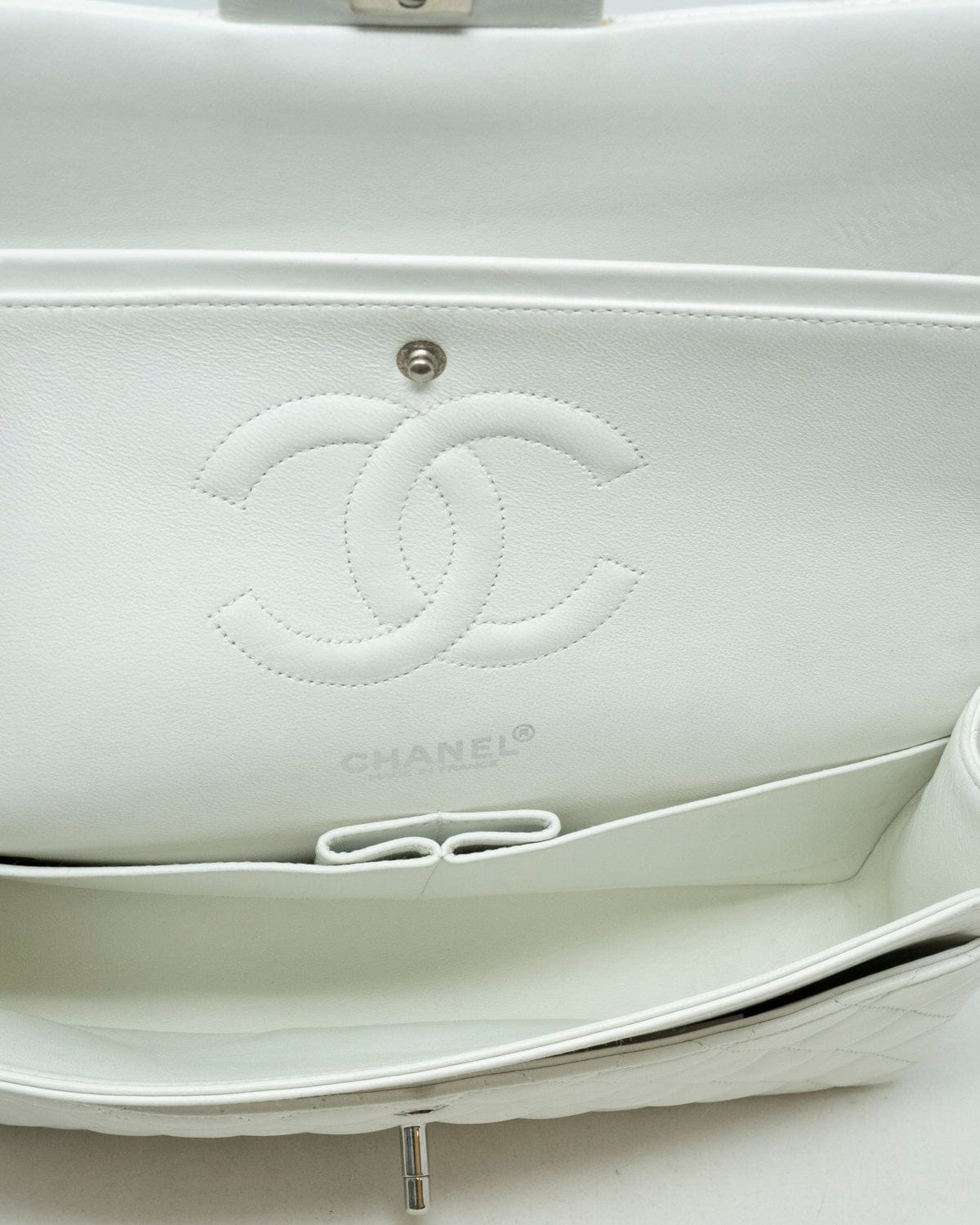 Chanel Chanel White Medium Classic Flap 10" with SHW - AWL2556