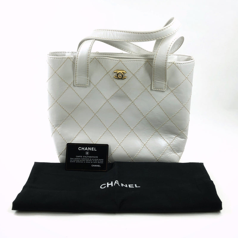 CHANEL, Bags, Chanel Small Tote Bag White 601 Nsz