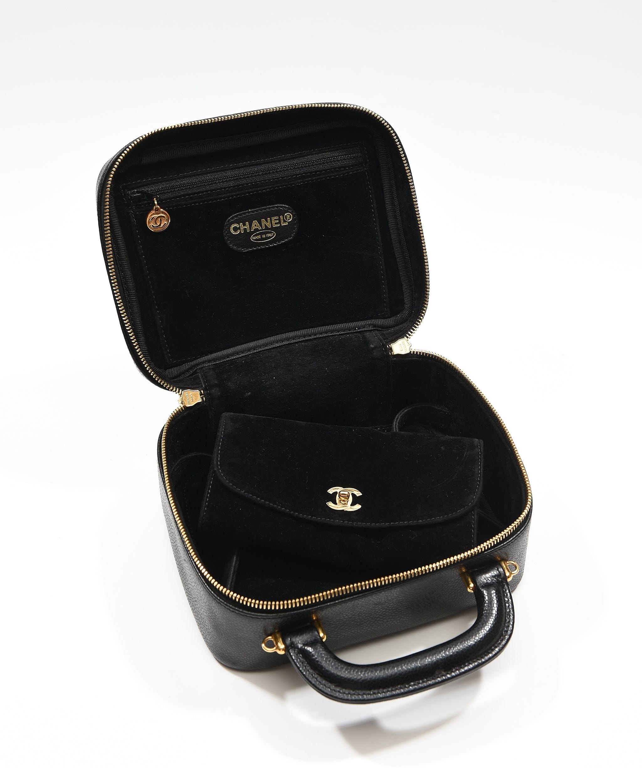 Chanel Preloved Chanel Vintage Top Handle Vanity Case GHW SKC1050