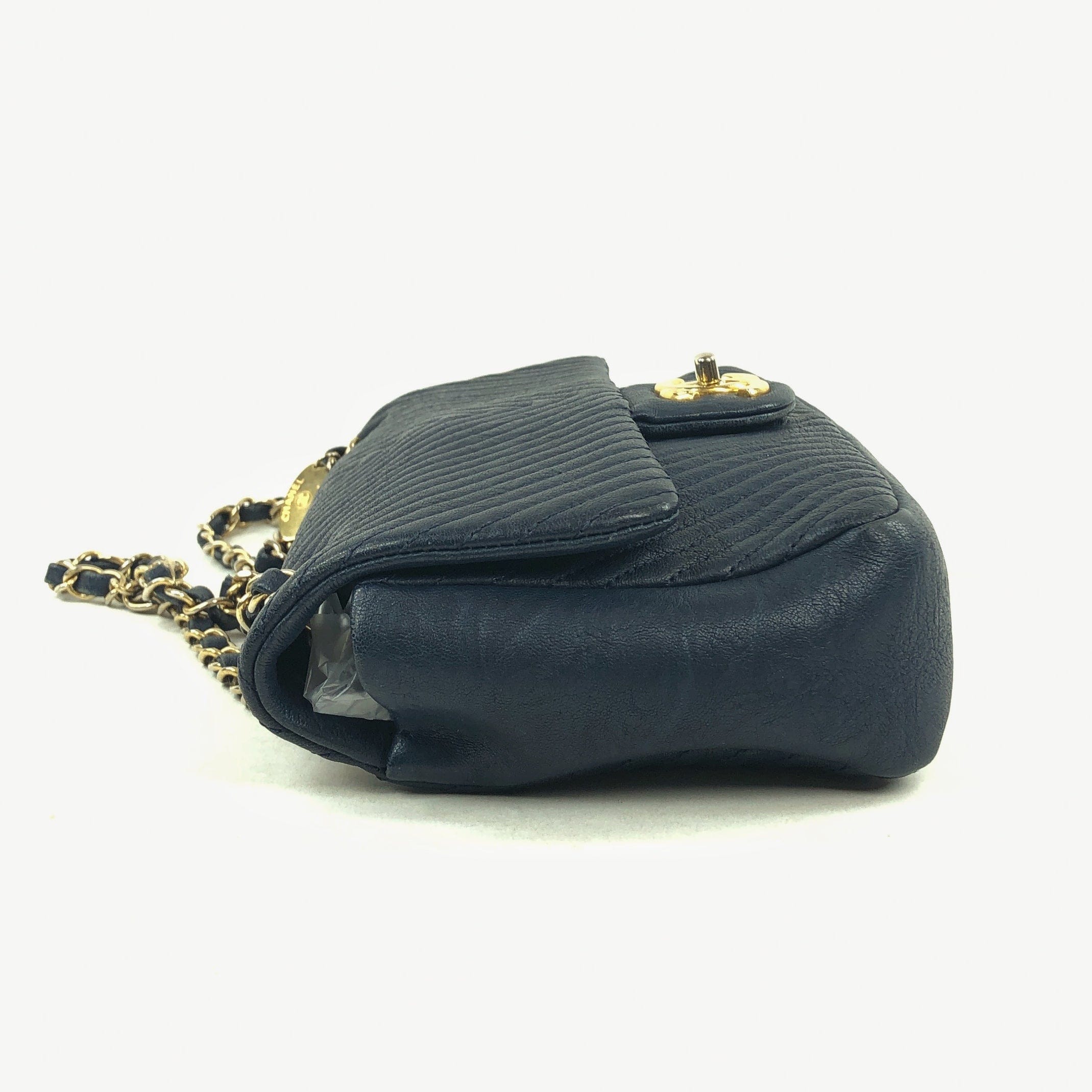 Chanel V-Stitch Chain Shoulder Bag Blue S / W 3972353