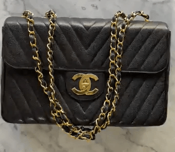 Chanel Vintage Caviar Maxi Chevron Classic Flap Bag GHW ASL3410