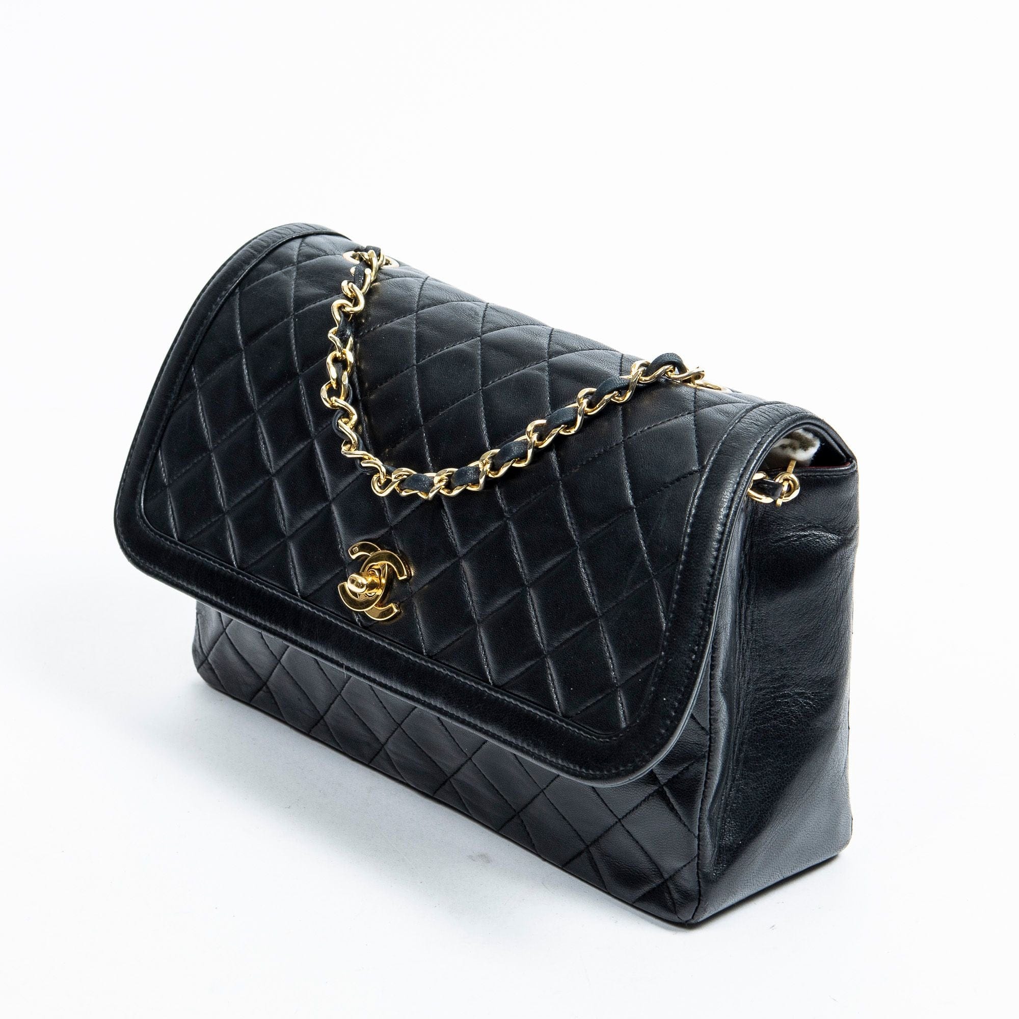 Chanel Vintage Chanel Black CC Single Flap Bag AWL2160