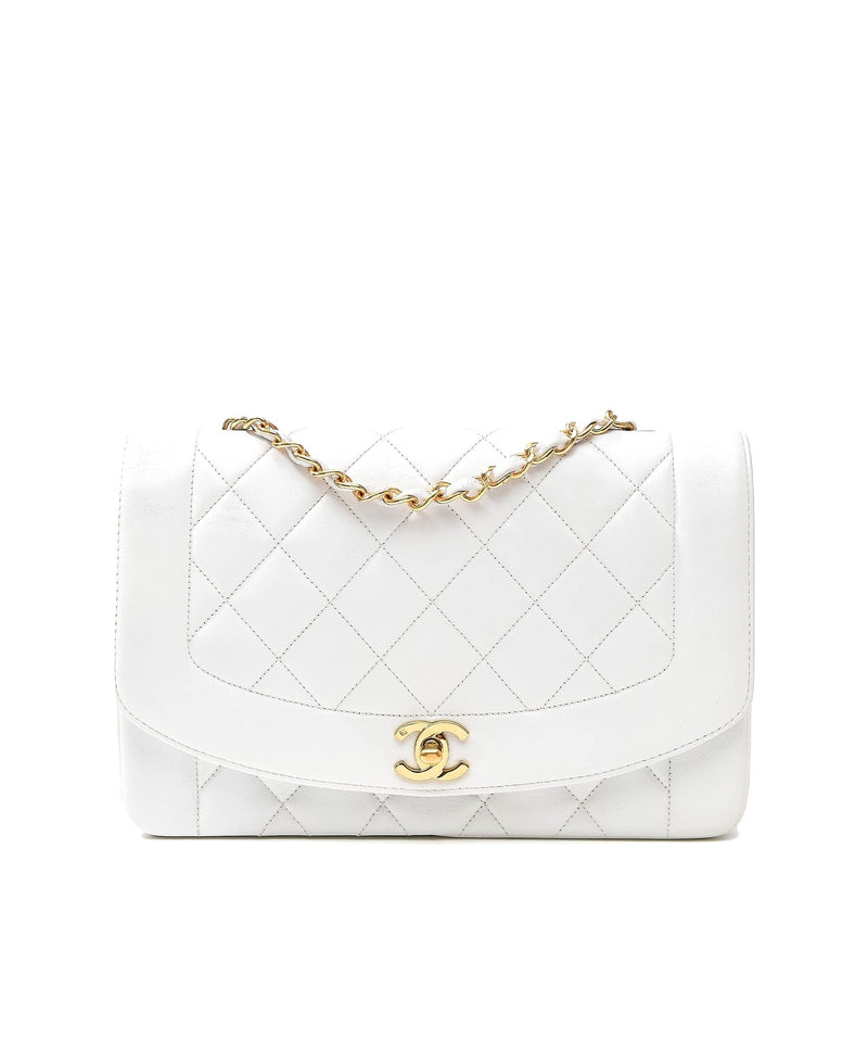 Rare Chanel 1993 Vintage White Small Diana Flap Bag 24k GHW Lambskin –  Boutique Patina
