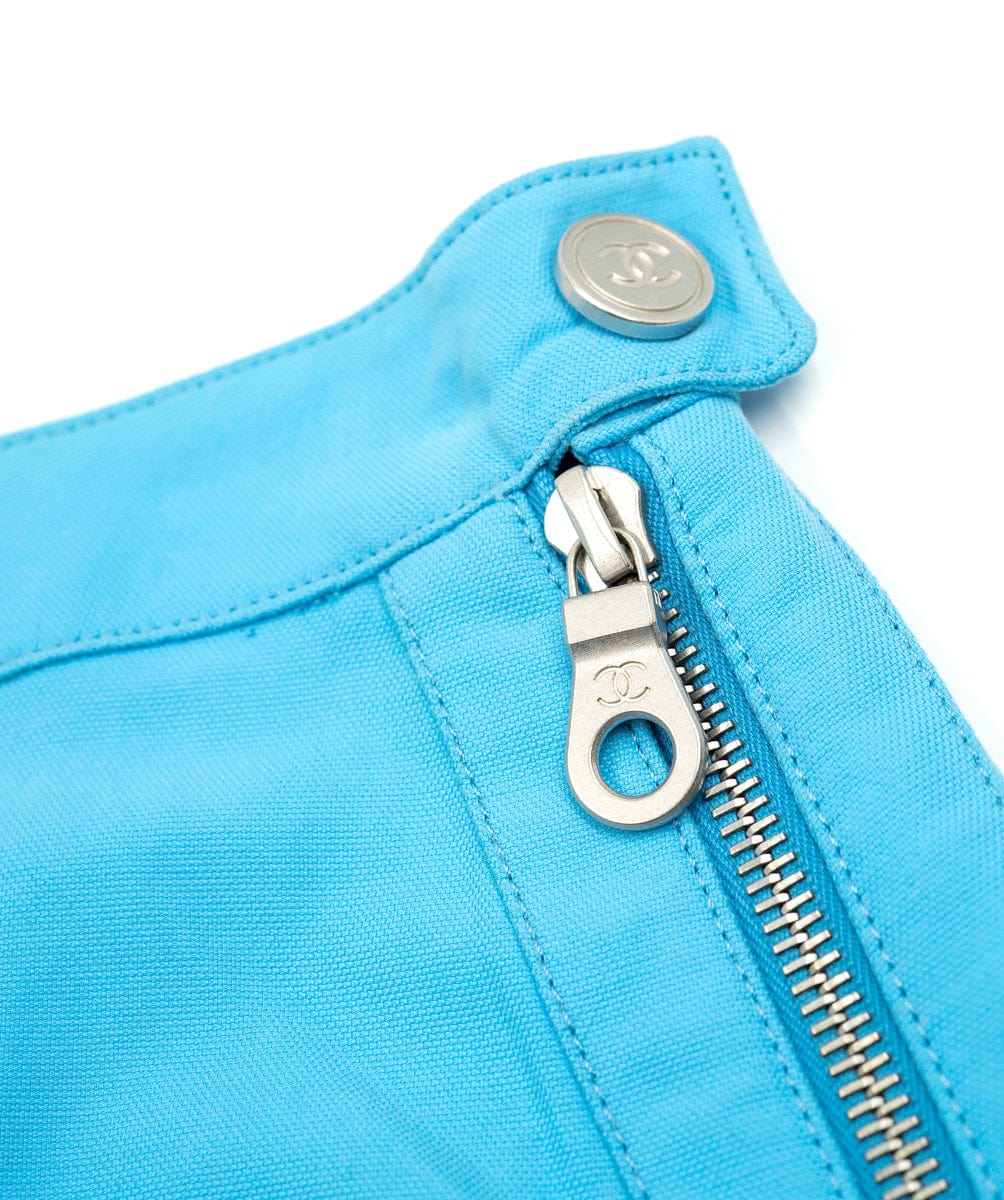 Chanel Chanel 02S Vest Skirt Set Blue ASL4614