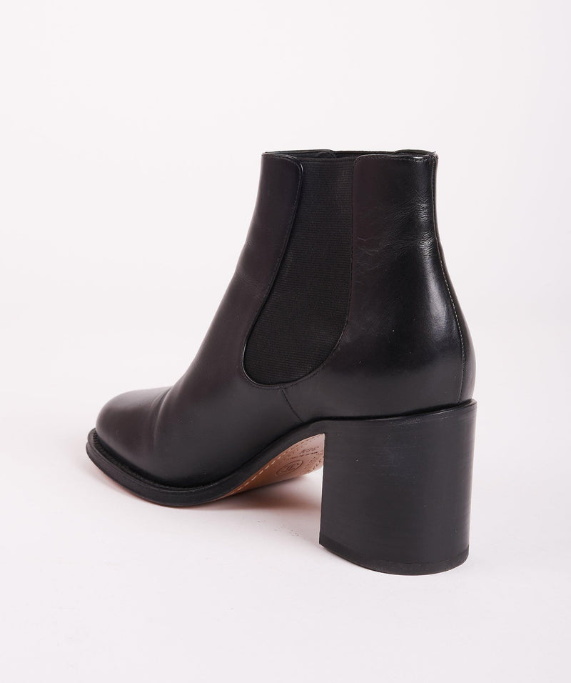 Depp leather heeled chelsea top boots