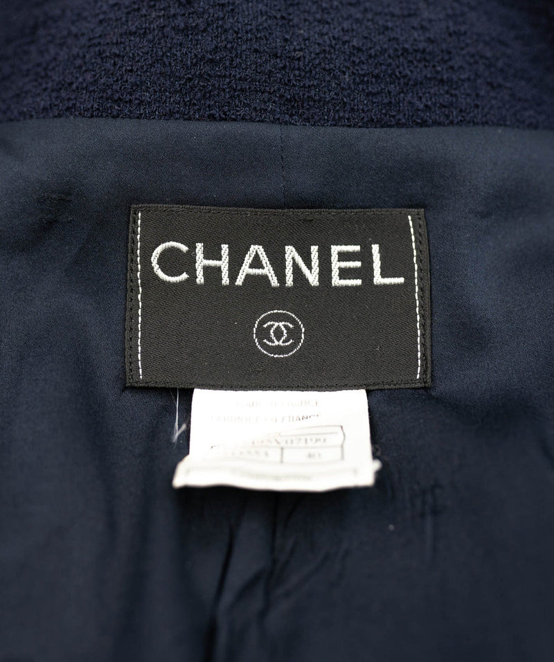 Chanel Chanel Asymetric navy tweed chanel jacket size 40 - AWL3883