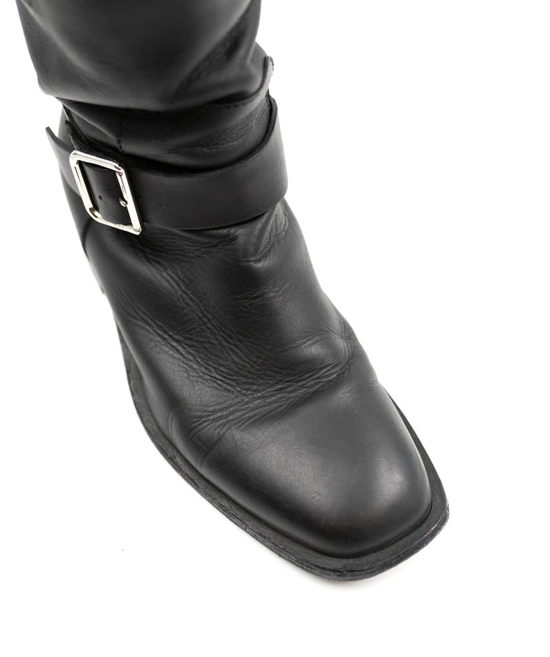 Chanel Chanel Black biker Boots size 37 - AWL3604
