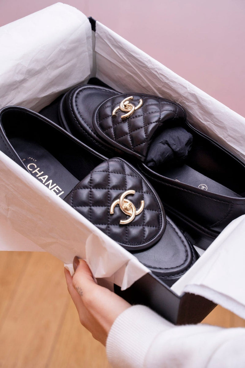 Chanel Black Lambskin CC Turnlock Quilted Loafers GHW - AGL1613 –  LuxuryPromise