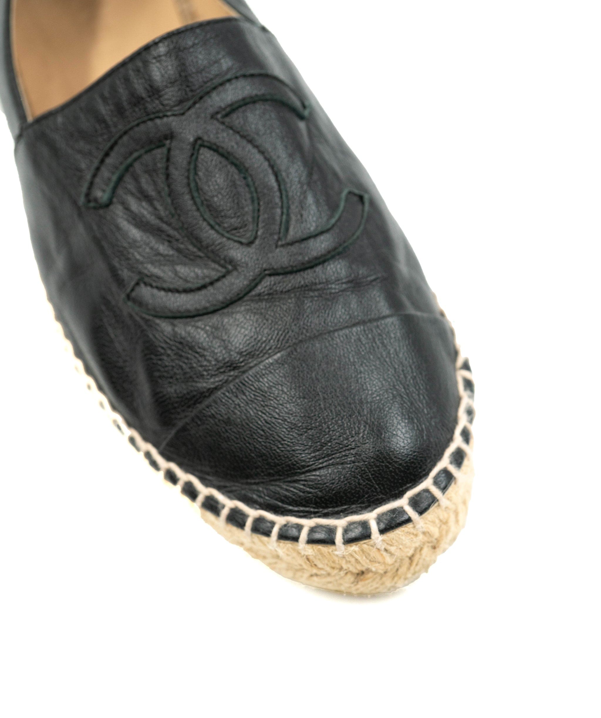Chanel chanel black loafers CC ASC1366