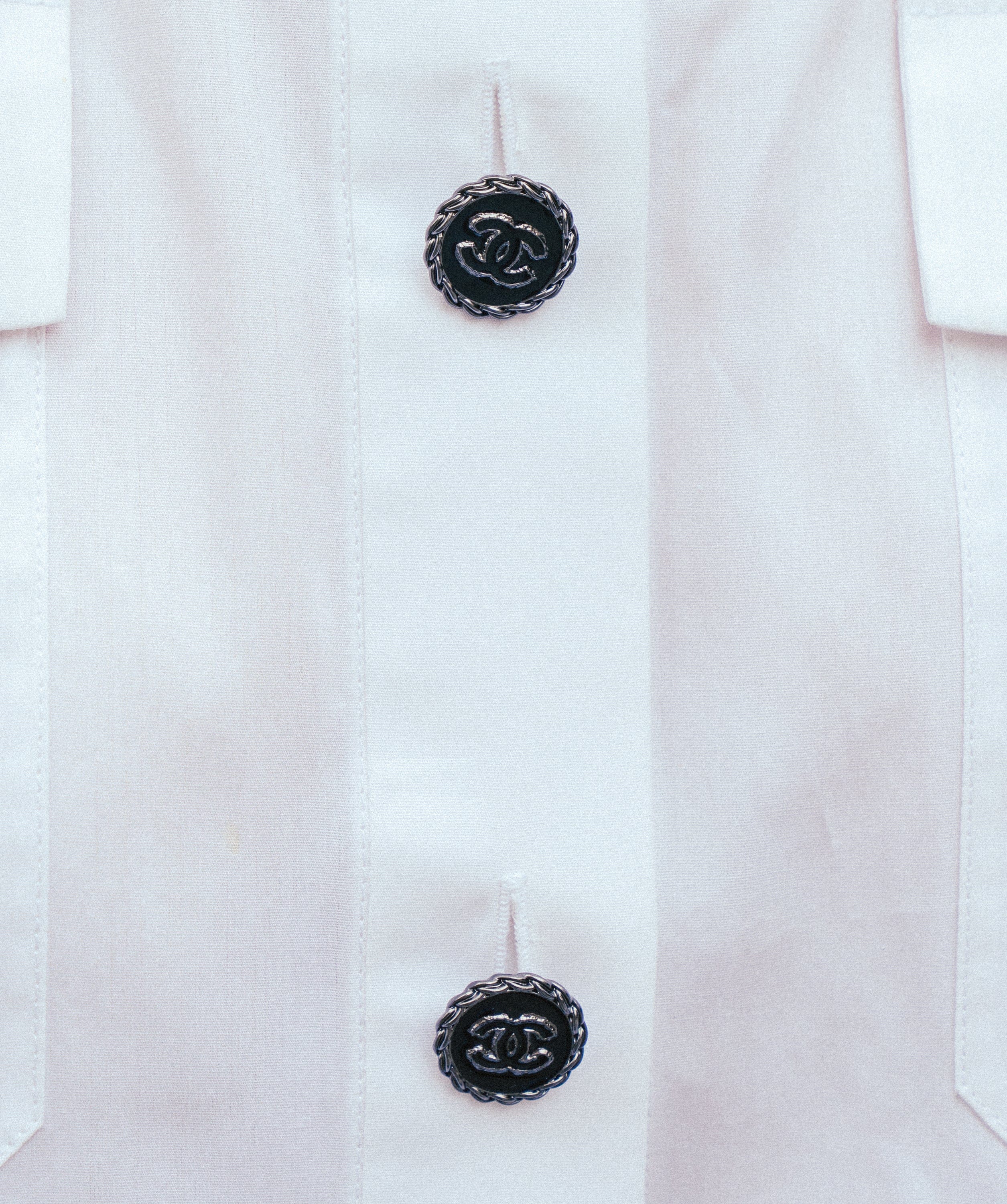 Chanel Chanel cropped white shirt CHA NEL ASL3851