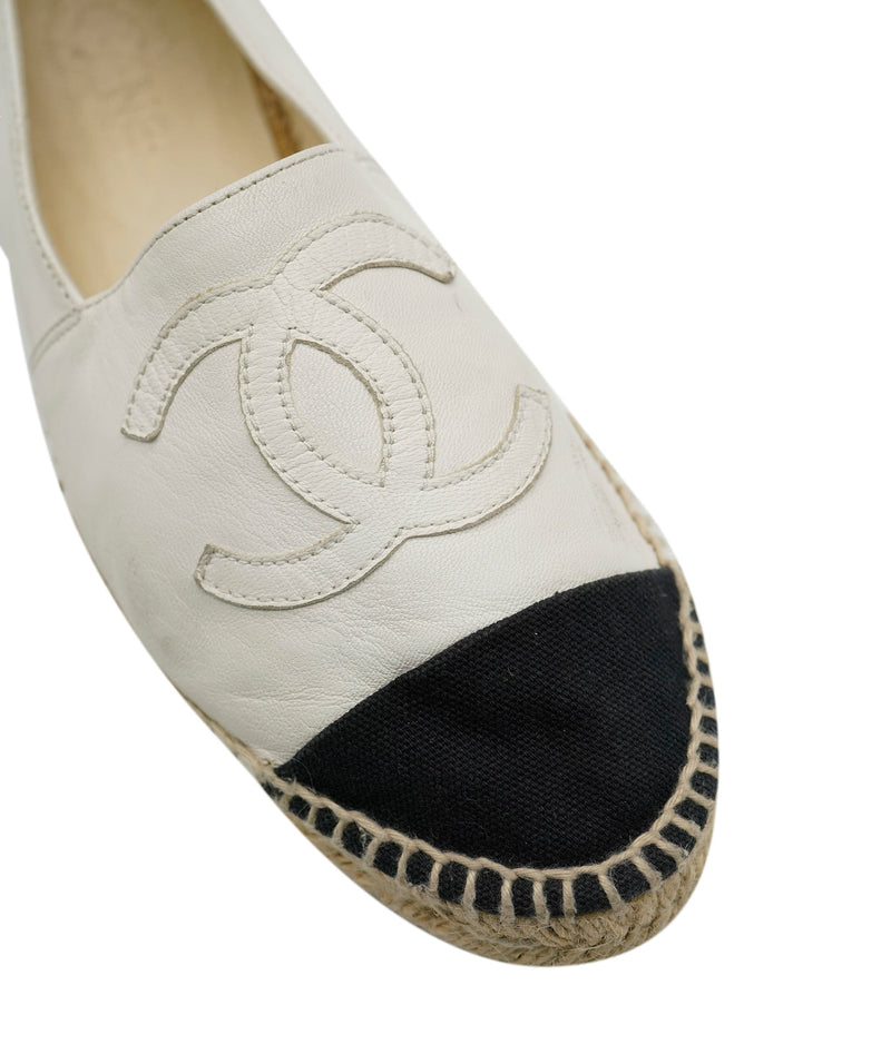 Leather espadrilles Chanel Black size 40 EU in Leather - 30627391