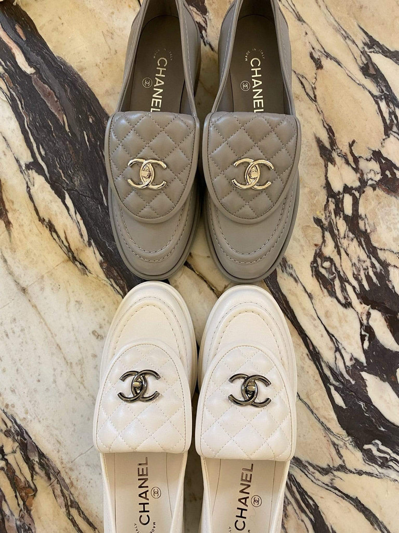 Chanel Grey CC Lambskin Leather Loafers MO-LOAF-04 - AGC1057 – LuxuryPromise