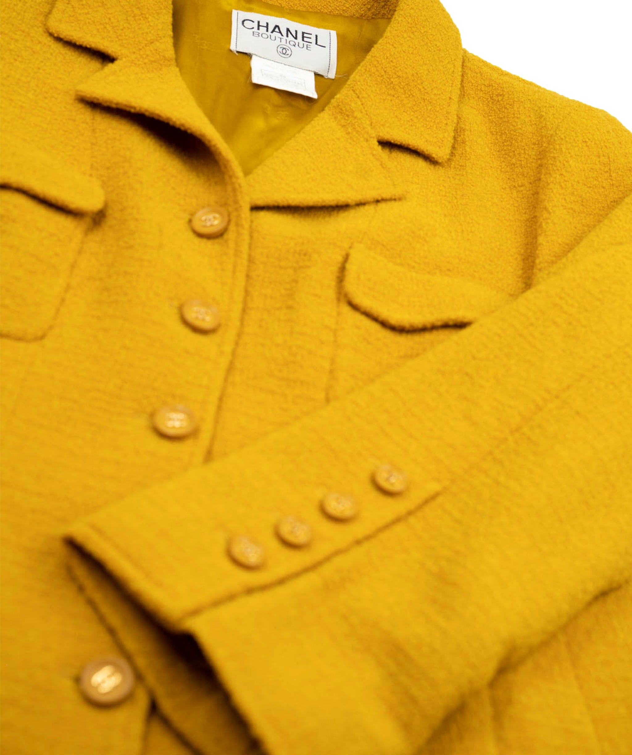 Chanel Chanel mustard yellow boucle jacket with round CC logo buttons, 95A AEL1083
