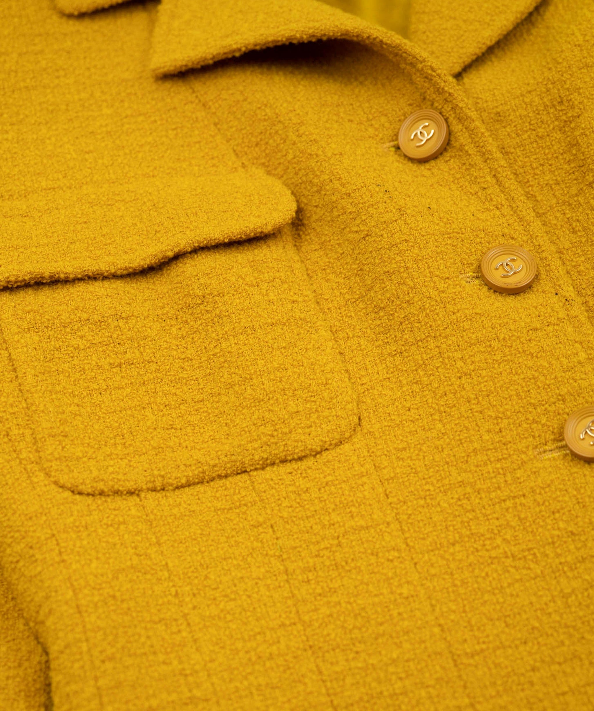 Chanel Chanel mustard yellow boucle jacket with round CC logo buttons, 95A AEL1083